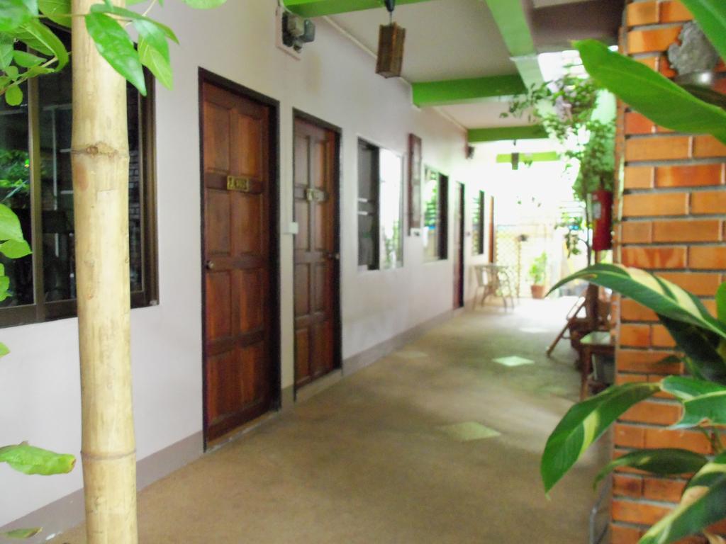 Baitong Homestay Chiang Mai Zewnętrze zdjęcie