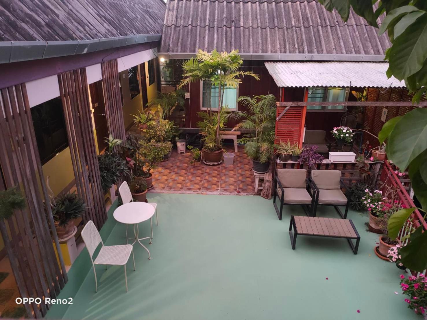 Baitong Homestay Chiang Mai Zewnętrze zdjęcie