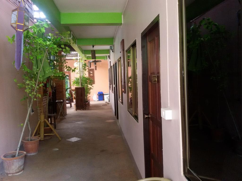 Baitong Homestay Chiang Mai Zewnętrze zdjęcie