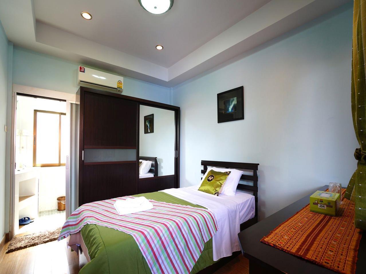 Baitong Homestay Chiang Mai Zewnętrze zdjęcie